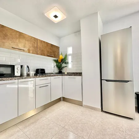 Torres De Yomely - M11d