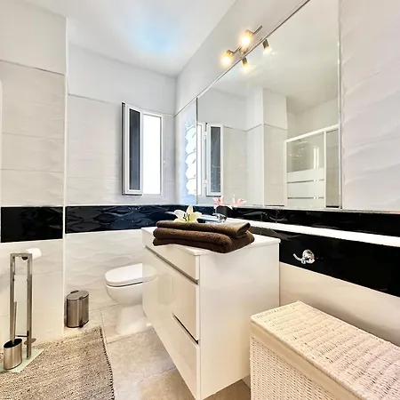 Torres De Yomely - M11d Playa de las Américas