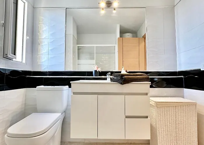 Torres De Yomely - M11d * Плайя-де-лас-Амерікас